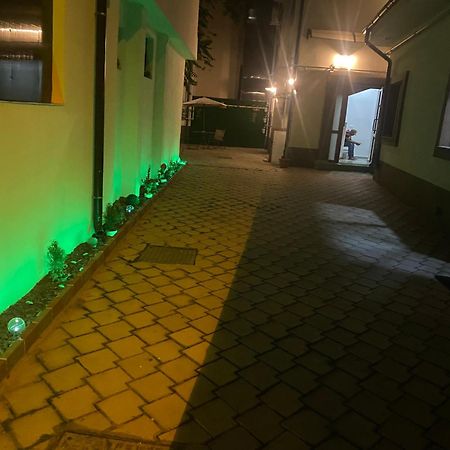 Cazan House Hostel Bucharest Exterior photo